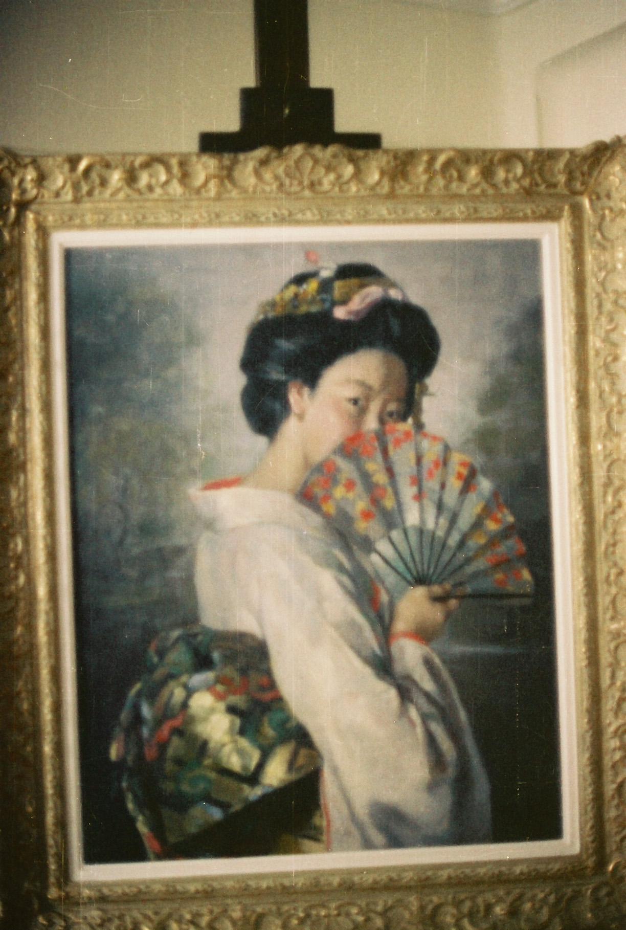 Mujer con abanico