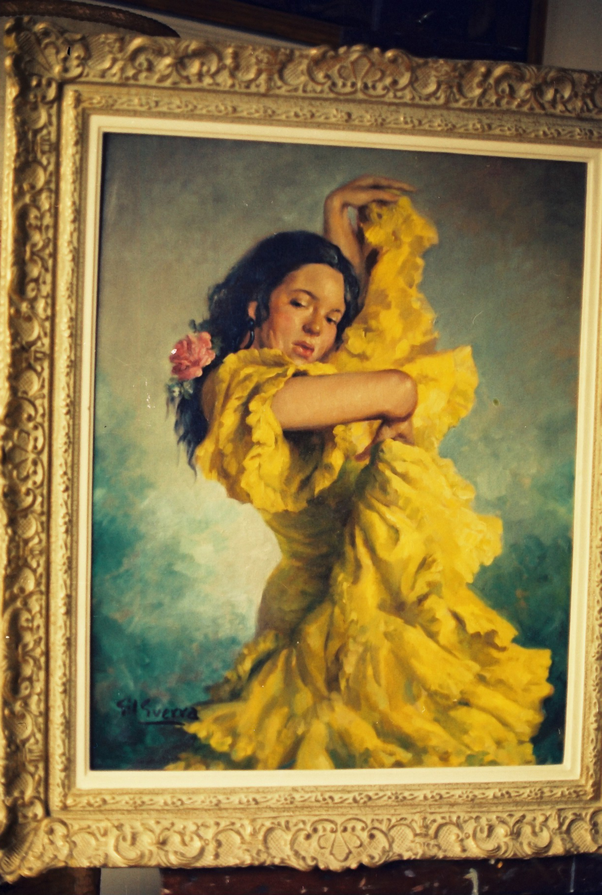 Bailaora en amarillo